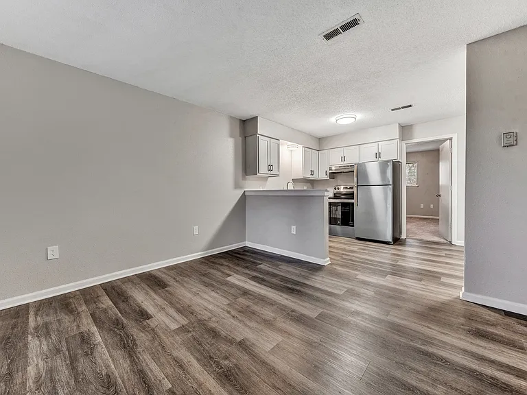 Mount Pleasant Villas Apartment Homes - 1x1 Deluxe