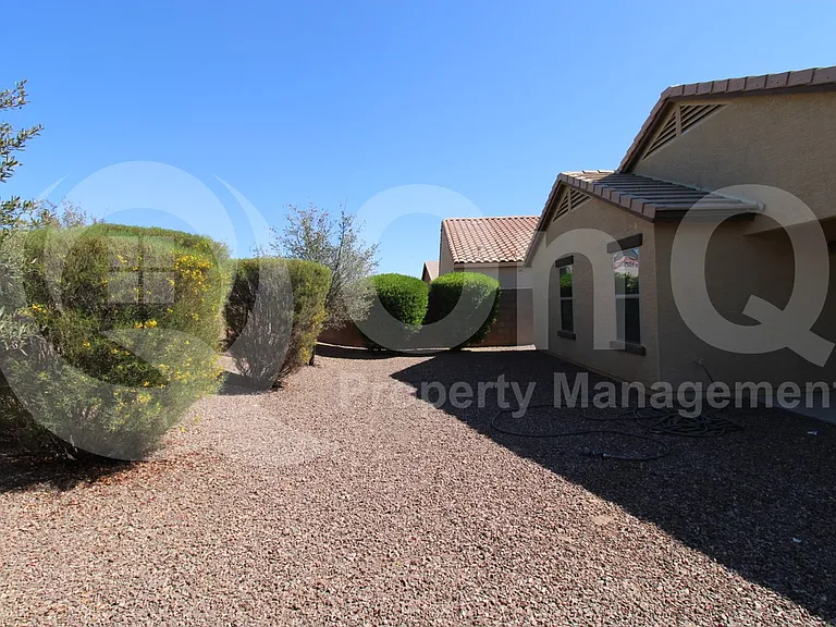 18620 W Larkspur Dr — Photo 24