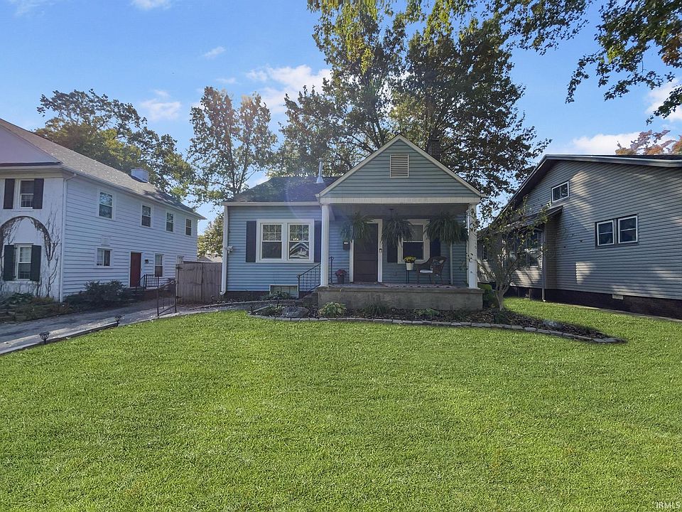 1st image of 1015 Ravenswood Dr