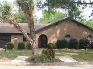 440 Circleview Dr S, Hurst, TX 76054