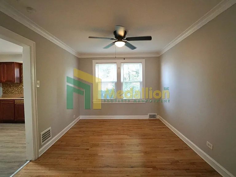 2048 W 82nd Pl — Photo 6