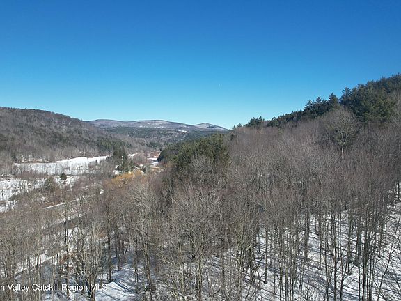 4th image of 30 Harter Road