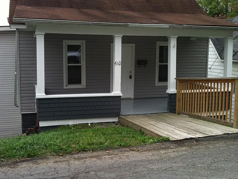 610 View Ave — Photo 5