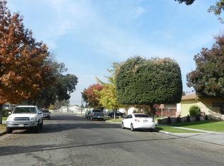 4831 E Cambridge Ave, Fresno, CA