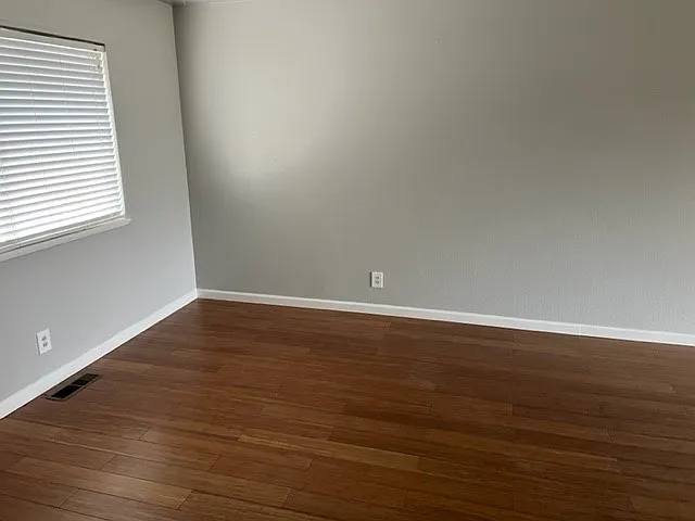 3290 Barbara Cir — Photo 11