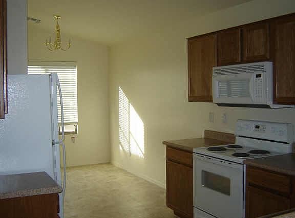 5th image of 5617 S 31 Avenue