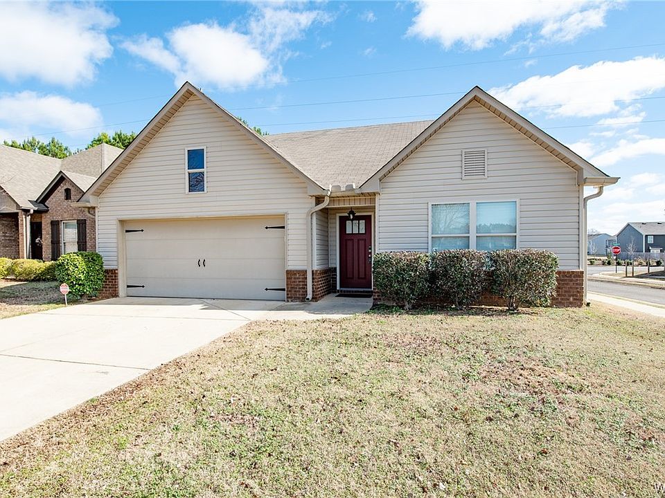 1st image of 2705 Lily Cir