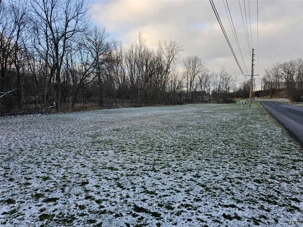 17 Bradley St #40, Auburn, NY 13021