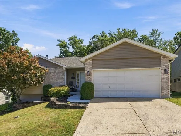 1712 Twelve Oaks Pl, Pevely, MO 63070