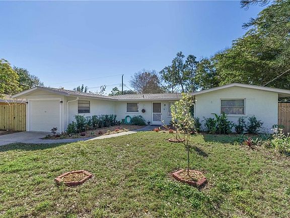 3rd image of 2922 Sequoia Ln
