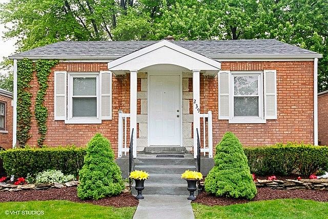1st image of 239 Linden Ave