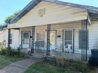 2419 McKinley Ave, Fort Worth, TX 76164