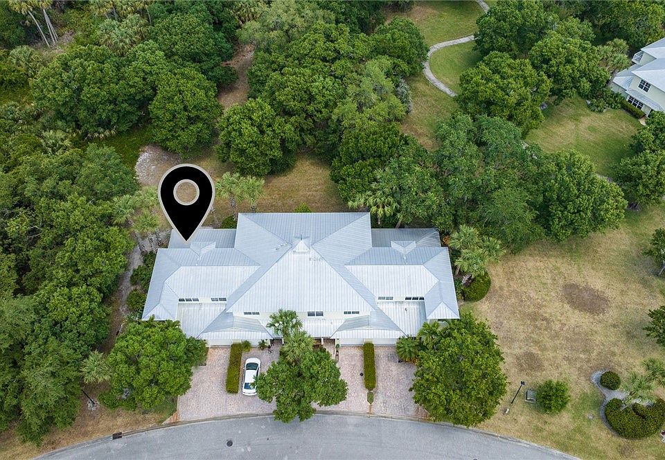 1st image of 2706 Creekside Dr