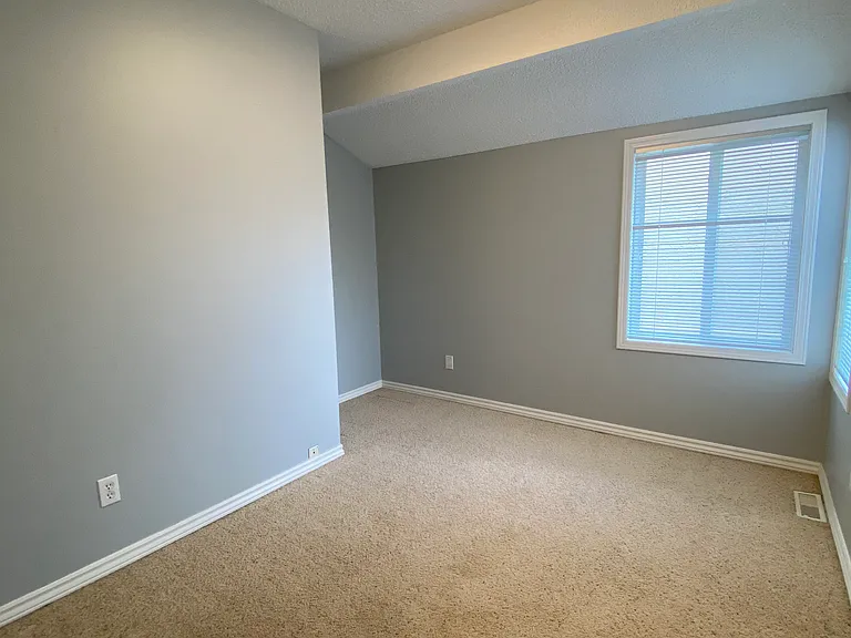 829 Coach Bluff Cres SW #502 — Photo 11