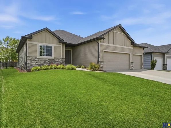 6339 Cavvy Rd, Lincoln, NE 68516