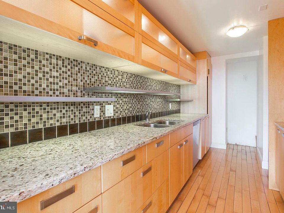 1st image of 1326-42 Spruce St #1404