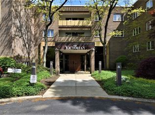 3701 Mayfield Rd APT 304, Cleveland Heights, OH 44121