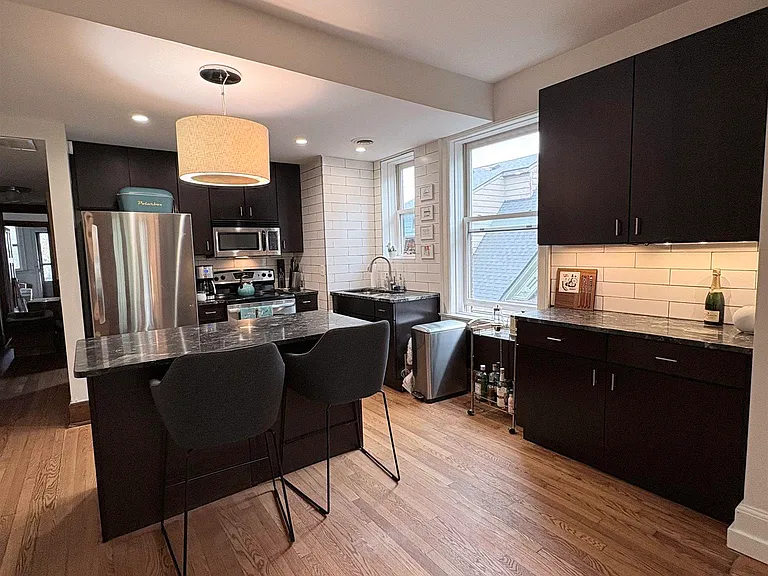 659 W Canfield St #5 — Photo 11