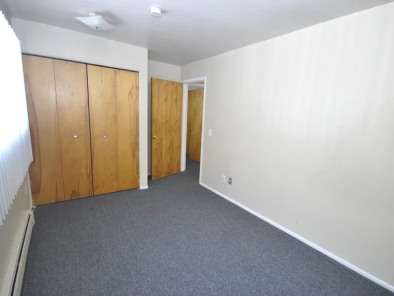 817 Arch St — Photo 24