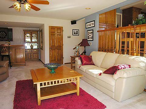 3rd image of 44225 Bowers Ct