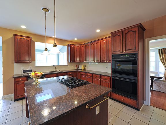 5th image of 2112 Creeks Farm Lane