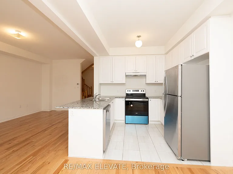2910 Starlight Dr — Photo 5