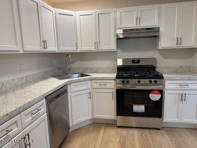 709 Zlotkin Cir #5 — Photo 16