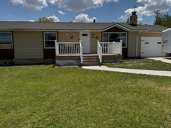 1335 Moose Ct