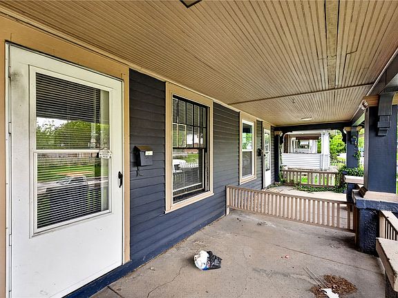 5th image of 822 Harvard Blvd