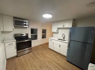 21 Chestnut St, Manchester, CT 06040