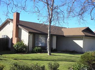 5540 E Holly Ridge Dr, Camarillo, CA 93012