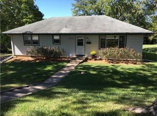 5810 Blue Ridge Cut Off, Raytown, MO 64133