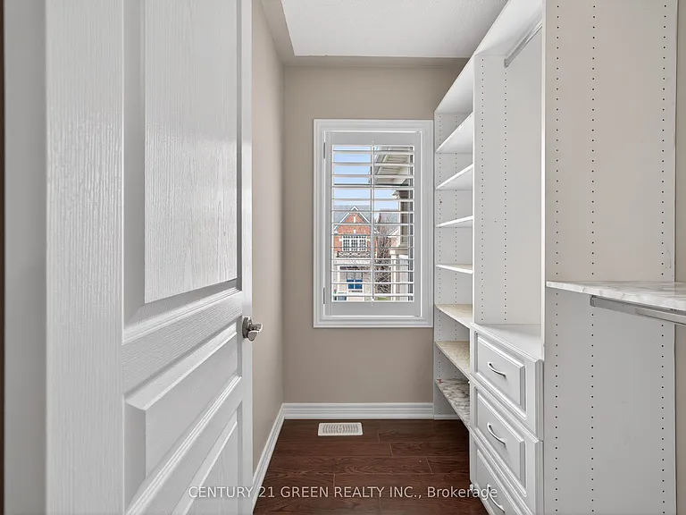 50 Bellcrest Rd — Photo 30