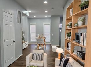 2102 Division St, Baltimore, MD 21217