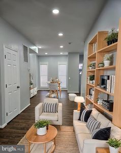 2102 Division St, Baltimore, MD, 21217