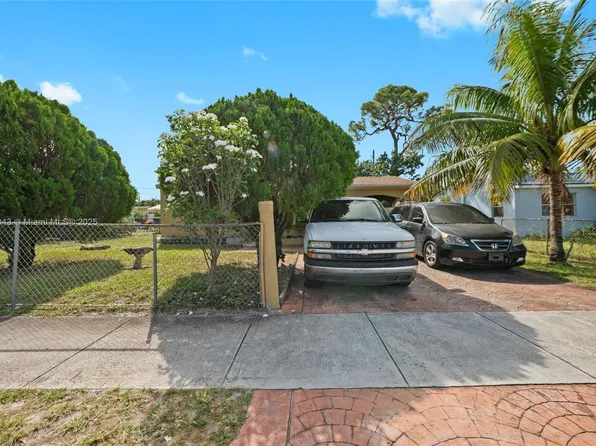 2516 Wiley Ct, Hollywood, FL 33020