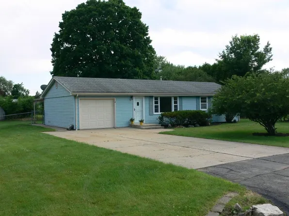 1611 Van Stone Dr, Rockford, IL 61115