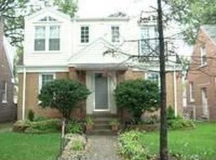 9512 Washington Ave, Brookfield, IL 60513