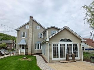 216 E South St, Slatington, PA 18080