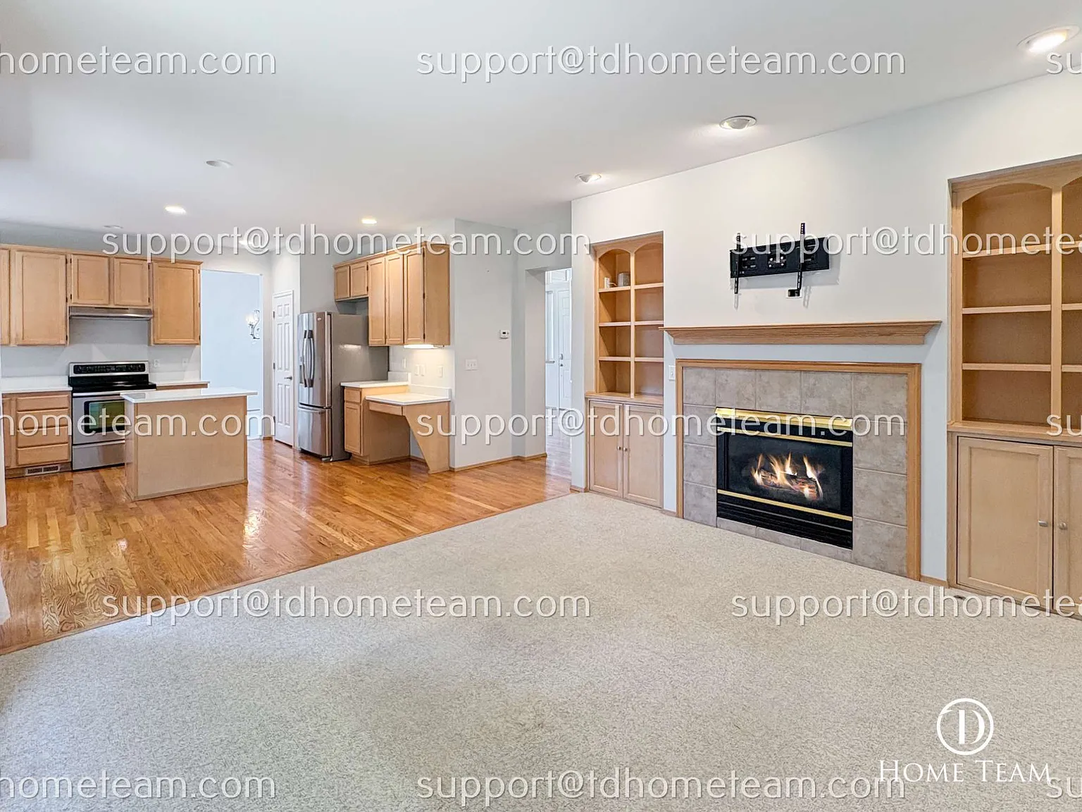 4 bed, 2.5 bath, 2200 sqft, $3,800 — Photo 3