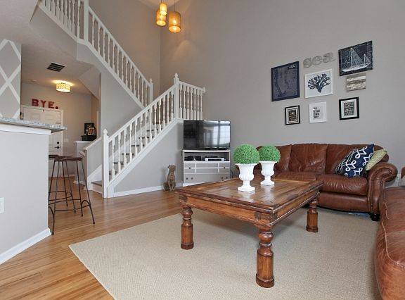 3rd image of 769 Mystic Pointe Dr