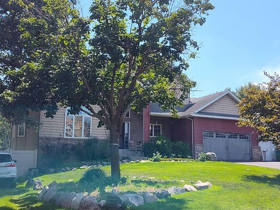 3rd image of 15689 Yellow Pine St NW
