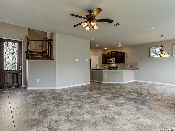 4th image of 1347 NICHOLAS MANOR