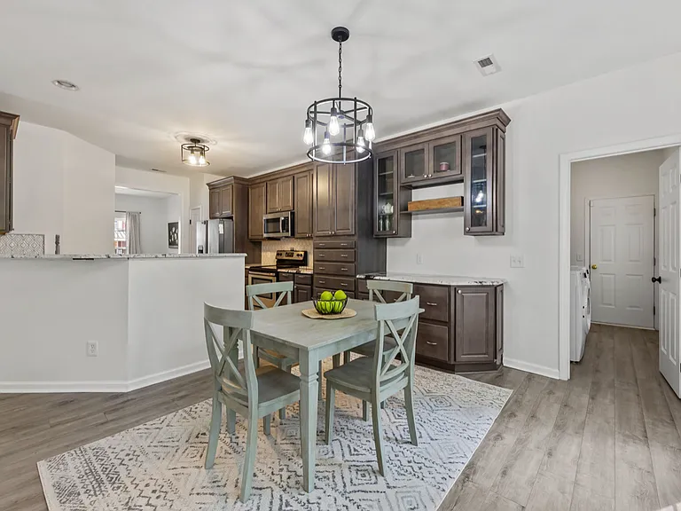 1317 Shimmer Light Cir — Photo 12