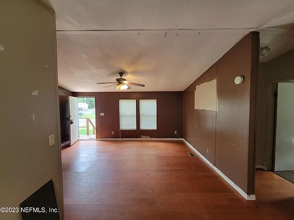 5th image of 8255 BUTTERCUP Street