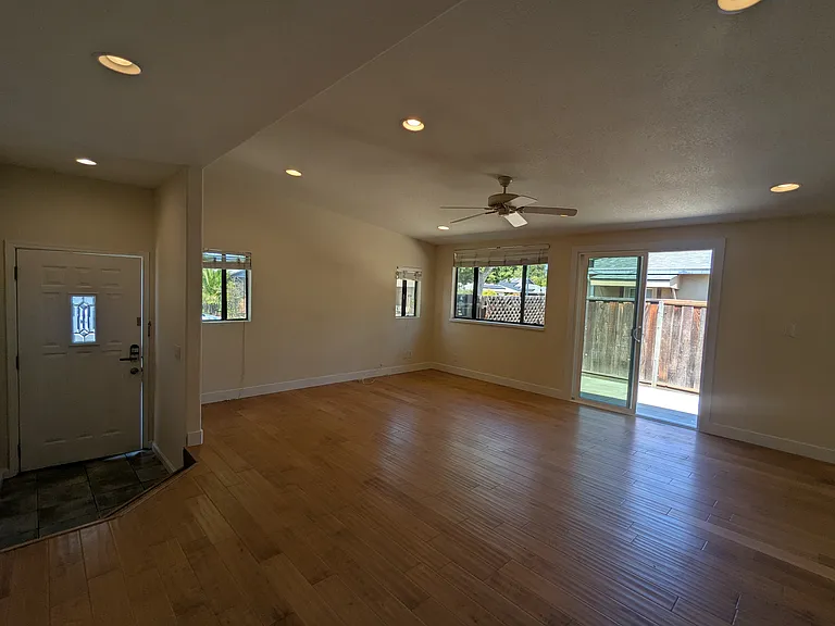 1122 Myrtle Dr — Photo 22