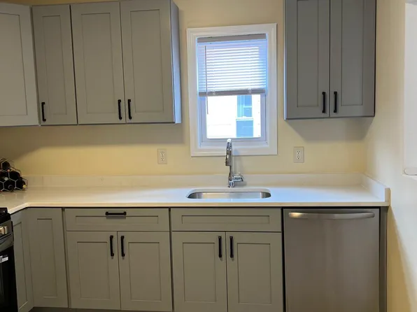 33 Harding Ter Floor 2, Newark, NJ 07112