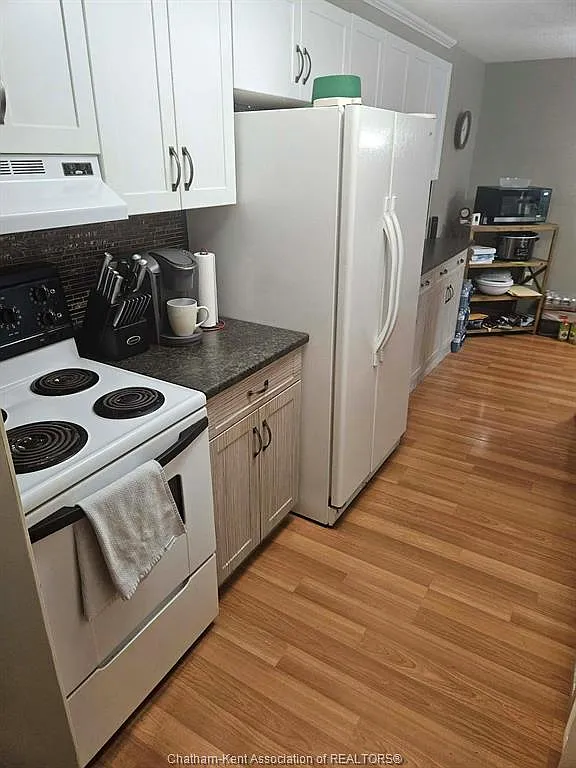 2 bed, $1,700 — Photo 4