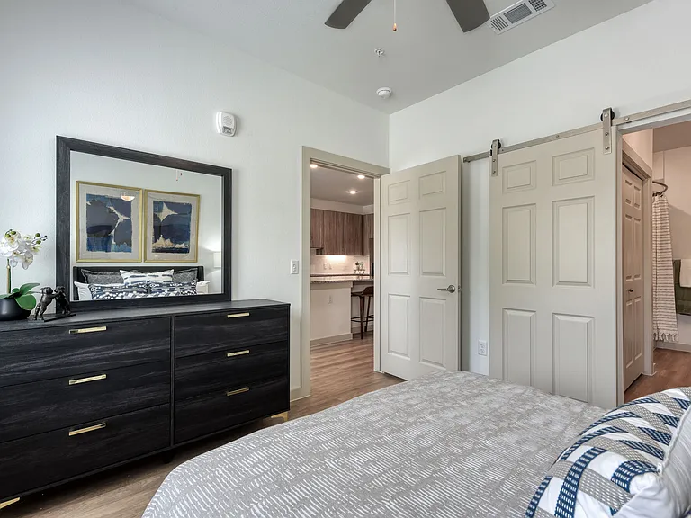 Alamo Residences at Spurs Lane — Photo 11