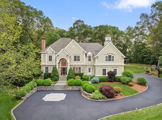 43 Chessor Ln, Wilton, CT 06897